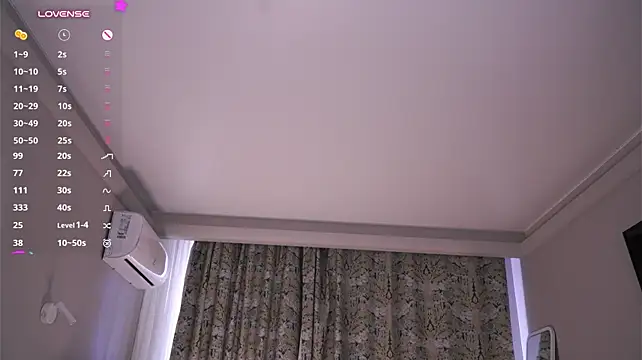 Blondie_ink - squeeze ass and spank 10 times