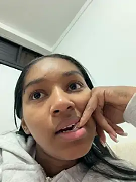Angelicamayson - breasts covered in saliva 💋💦