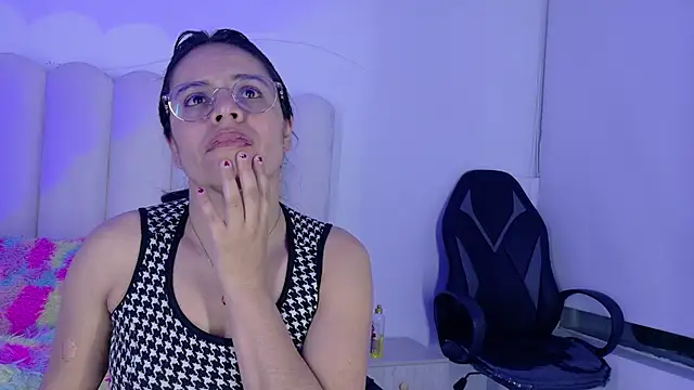 CindyAbril - Cowgirl + full naked