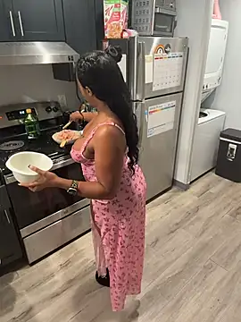 Nyna_stax - DILDO SUCK