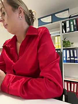 Hii_Lolla - Orgasm and LT video 9 min and 10 picture