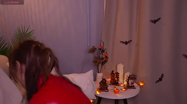 Bllowjoyy - Ur tip looks so yummy! Let me lick it!