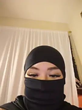 Baby_Doll_28 - I spit and hit my tits mm yes