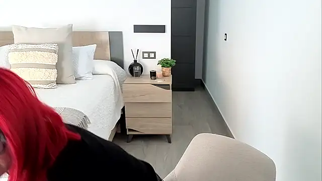 Morninglorytv - enseño los dos piercing