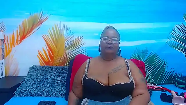 MatureMilfxxx - PUSSY PLAY