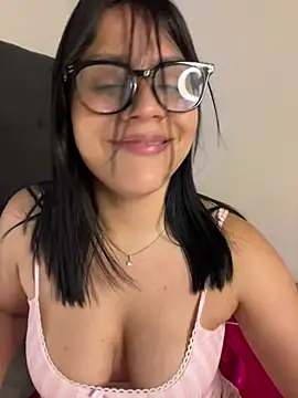 Sarita_Velez - Ride dildo in ticket show