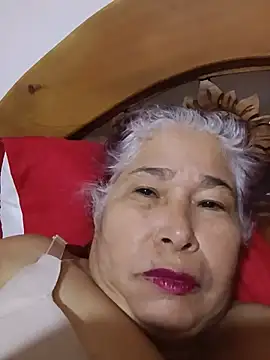 Girl_amada - Show tits