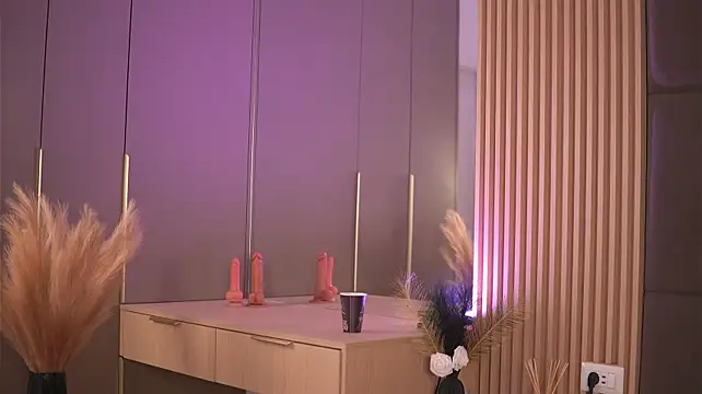 EllenKarter - Undress Me