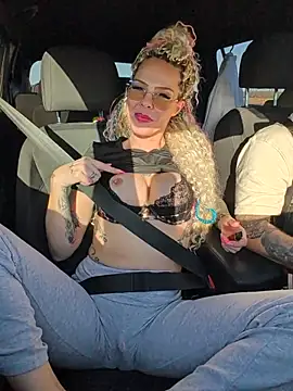 DirtyTechCouple- - Suck on Fingers like a bj😘