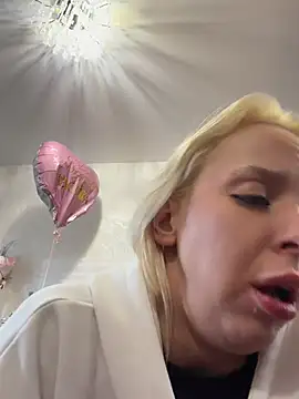 LikaCat - Ride the DILDO 🔥🍑