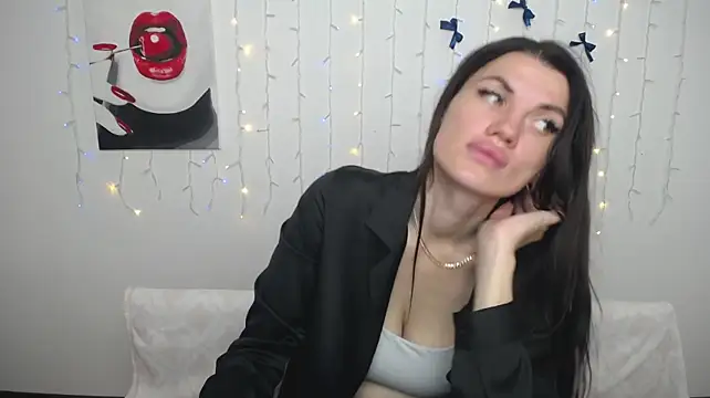 MilaLoona - to explicit sexual images💗💗💗
