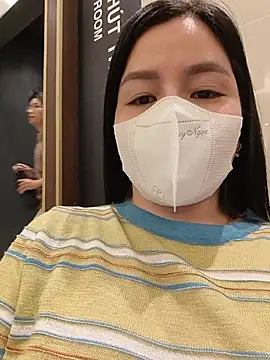 Mina-02 - Teasing strangers