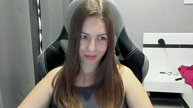 Mia_shy1 - strip