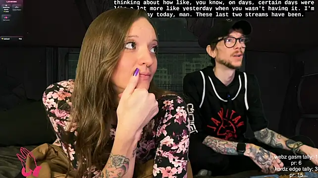 Webzandkordz - Upside downFacefuck Cumshow @ Goal!