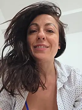 Risky_woman - IN PUBLIC PARK .NUDE SQUIRT Win whatspp