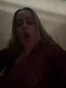 Laarti - Squit en los baños de hombres