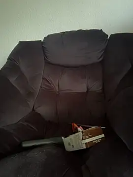 MaryPeach666 - Naked + LT Live Pic