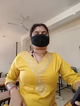 SexyBhumii - pussy show