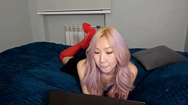 IoneGray - Take off my shorts for 5 minutes ^_^