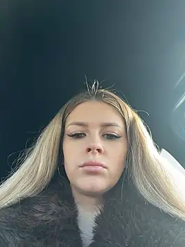 Love_Bri - Make my pussy very good
