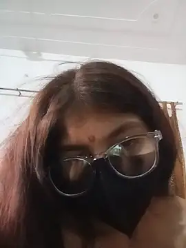 HOT_VASHU