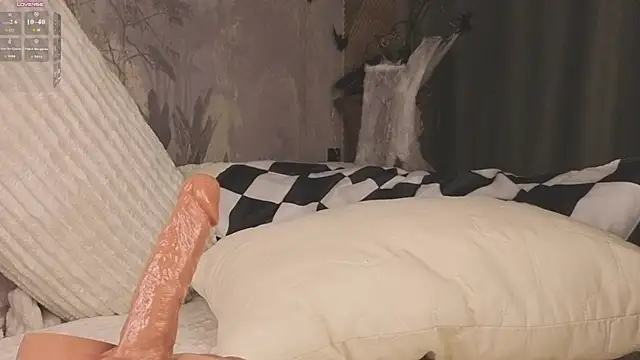 Nikki_Mi1k - take off my panties with your lips