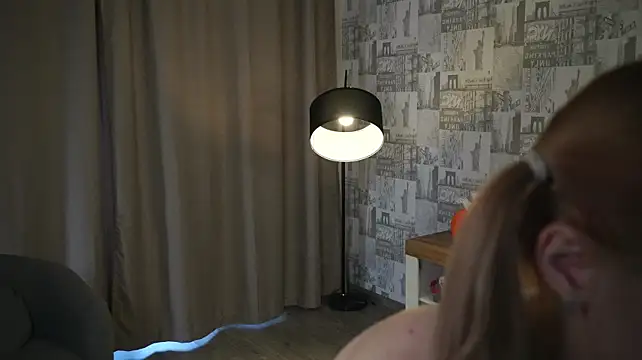 TiannaBorlace - TAKE OFF TOP