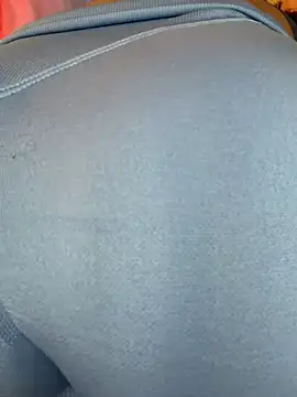 IlFiorePiuBello- - vengo o non vengo nei pantaloni💦