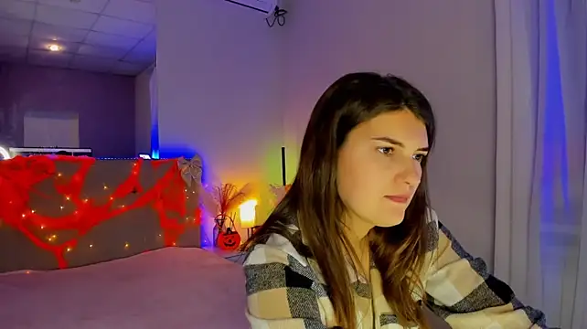 Laura_Leee - Vacation Support