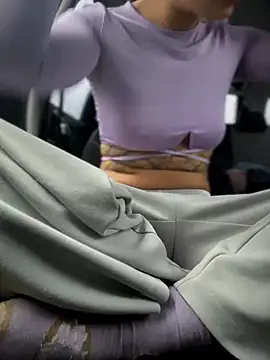 MeekyRich - Dildo in ass