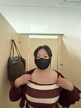 Maomao116 - 超级敏感，易喷体质，会一直喷水💦，后入肛门抽插1分钟