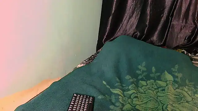 Fuckable_Nasty_MILF - oil ass