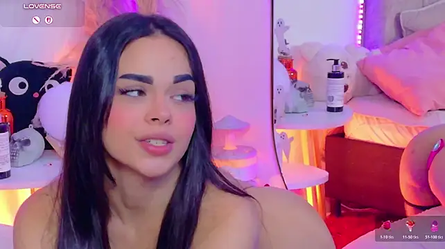 Maddie_Evanss - Slow ass in face 🍑