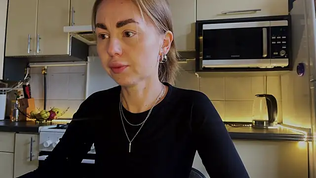 Marta_Kelly - Help me raise money for a hair dryer