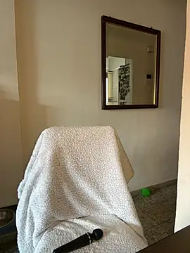 AlisaWhite - hot new video for last tipper