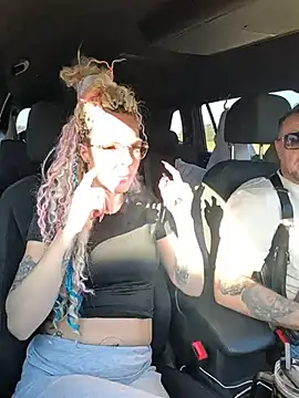 DirtyTechCouple- - Suck on Fingers like a bj😘