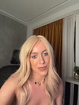 LunaAlya - Anal Dildo Play