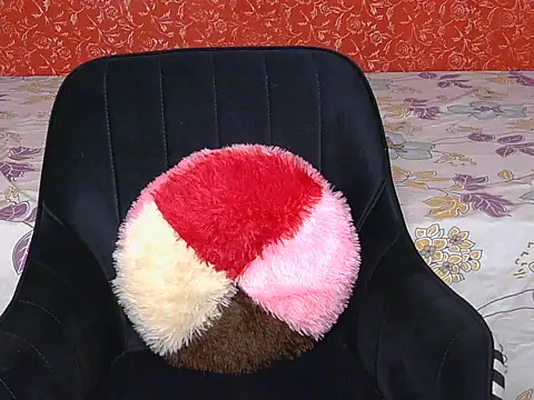 Hot-siyaa - pussy chocolate and oil massage
