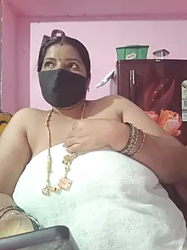 Tamil_lathikaaa - Nude show on dress