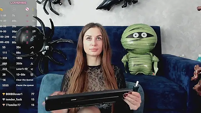 Adele_Secret - topless