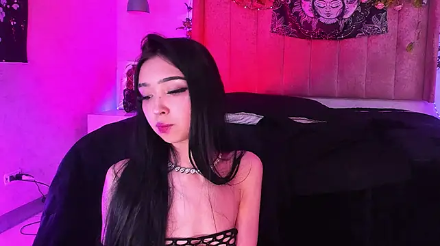 Vickmoon - oil show