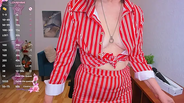 Erica_Edmonton - Take off the suit