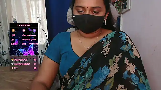 Pavani-Darling - ice on boobs in 5 mins