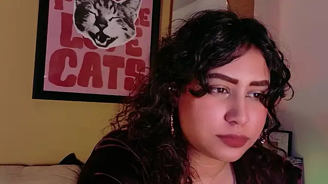 Maya_house - Cum on my tits +handjob with them