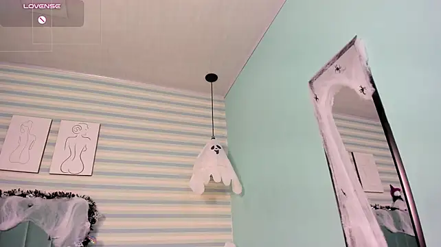Goddess_kianna - oil on my tits🫧🦄