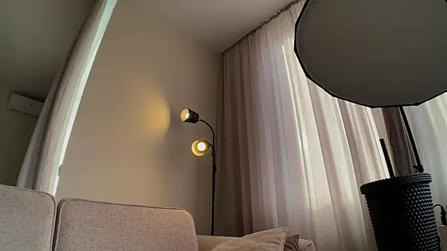 Bianca_lawwson_ - deep blowjob in doggy
