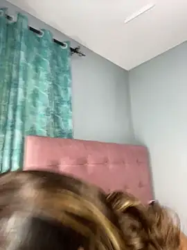 Zurii- - sloppy kisses😜😜😜