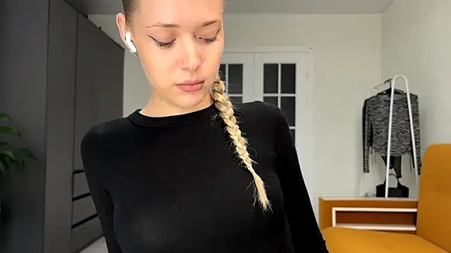 ZaidaSchwarten - Touch your boobs