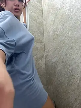 Amelia_rousse26 - squat with the dildo
