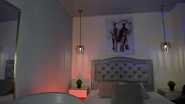 Ayshel__ - scissor position